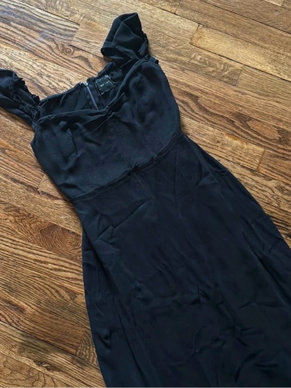 REFORMATION EMBER DRESS 6 - Picture 2 of 3